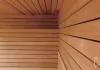 Moderný drevený obklad sauny v minimalistickom štýle