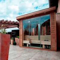 Kombinovaná exteriérová premium sauna na mieru Kombinovaná exteriérová premium sauna na mieru